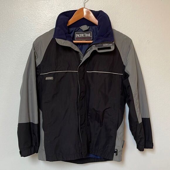 Pacific Trail Coat.  Size boys M (10/12). - Picture 1 of 10